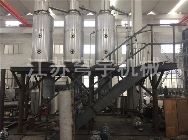2000kg三效强制循环蒸发器