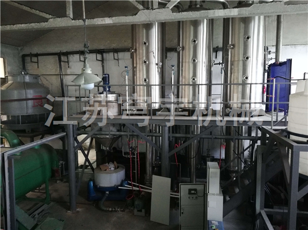 2000kg三效强制外循环蒸发器 (2)